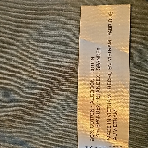 Cargo shorts - Picture 4 of 5